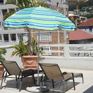 amalfi-on-regent.hotels-capetown.com/